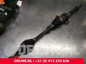 Gebruikte Cardanas rechts-voor (VWA) Nissan NV 200 (M20M) 1.5 dCi 90 Prijs € 84,70 Inclusief btw aangeboden door van Deijne Onderdelen Uden B.V.