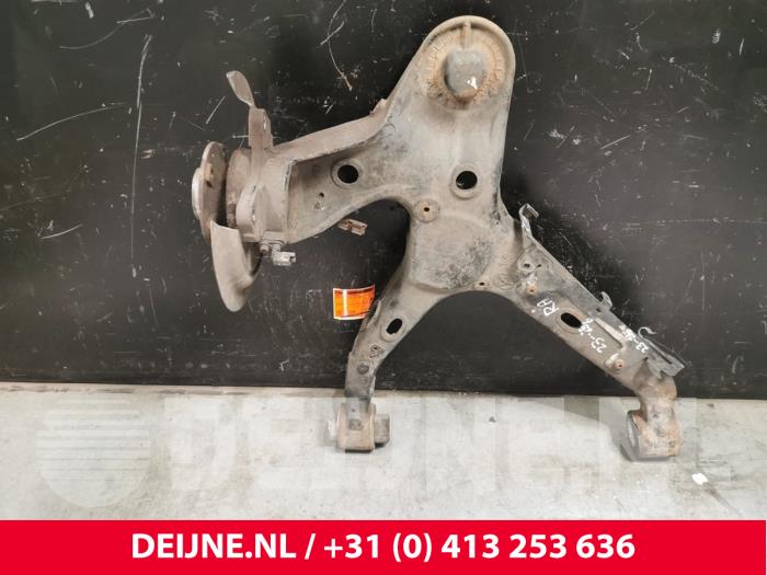 Opel Vivaro Querlenker rechts hinten O190115