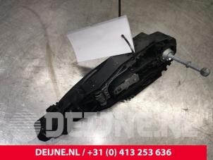 Opel Vivaro Türgriff 2-türig links O190126 foto 3