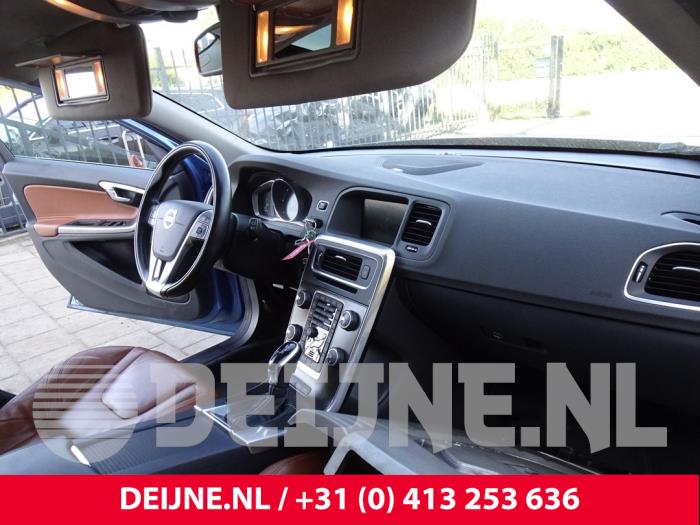 Volvo V60 Glovebox O190203