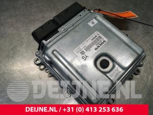 Volvo V60 Engine management computer O190313 photo 2
