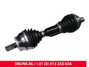 Nieuwe Aandrijfas links-voor Volvo XC90 Prijs € 151,25 Inclusief btw aangeboden door van Deijne Onderdelen Uden B.V.