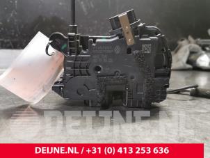 Opel Vivaro Türschlossmechanik 2-türig rechts O190722 foto 2