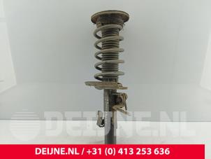 Volvo V60 Stoßdämpferstrebe links vorne O190903 foto 3