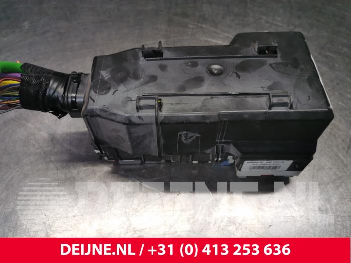 Ford Transit Sicherungskasten O190953