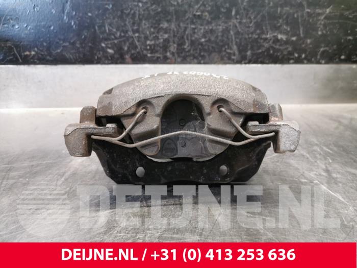 Volvo V40 Remklauw (Tang) links-voor O191232