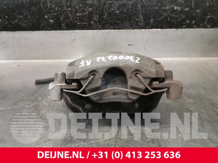 Volvo V40 Remklauw (Tang) rechts-voor O191234