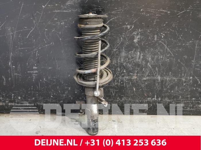 Volvo V40 Schokdemperpoot rechts-voor O191247