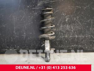 Volvo V40 Schokdemperpoot rechts-voor O191247 foto 2
