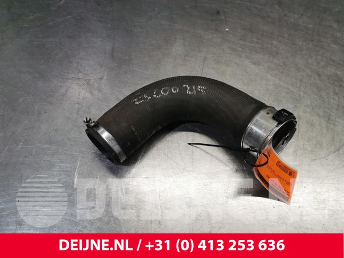 Intercooler Buis van een Volvo XC90 II 2.0 T8 16V Twin Engine AWD 2016