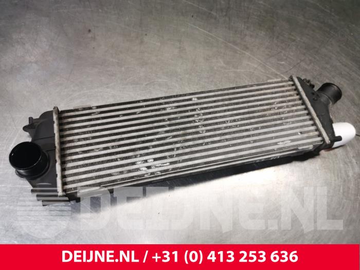 Gebruikte Intercooler Renault Trafic New (FL) 2.0 dCi 16V 115 Prijs € 36,30 Inclusief btw aangeboden door van Deijne Onderdelen Uden B.V.