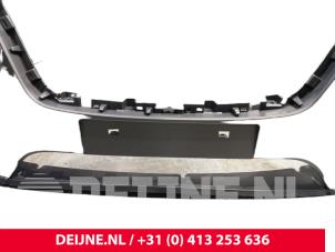 Renault Master Front bumper O9990001938 photo 3
