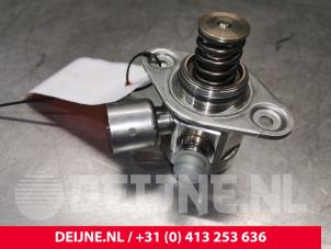 Gebruikte Hogedrukpomp Volvo V60 I (FW/GW) 1.6 T3 16V Prijs € 125,00 Margeregeling aangeboden door van Deijne Onderdelen Uden B.V.