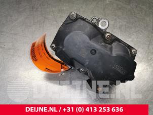 Opel Vivaro AGR Ventil O191657 foto 3