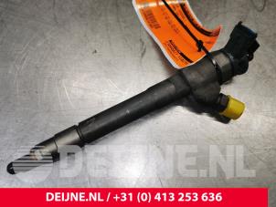 Opel Vivaro Einspritzdüse (Diesel) O191663 foto 3