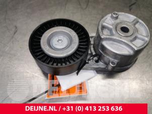 Gebruikte Spanrol Multiriem Ford Transit 2.0 TDCi 16V Prijs € 54,45 Inclusief btw aangeboden door van Deijne Onderdelen Uden B.V.
