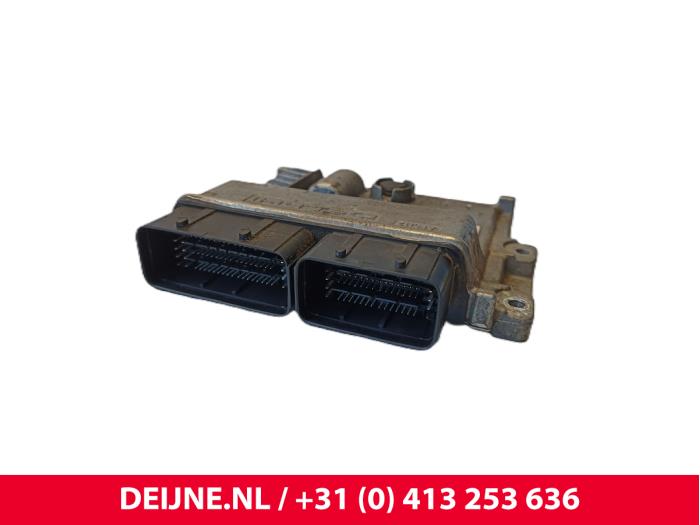 Opel Vivaro Computer Motormanagement O191946