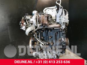 Gebruikte Motor Renault Trafic New (FL) 2.0 dCi 16V 90 Prijs op aanvraag aangeboden door van Deijne Onderdelen Uden B.V.
