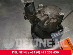 Opel Movano Power steering pump O192915 photo 2