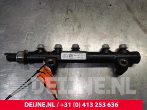 Ford Transit Connect Fuel injector nozzle O193137 photo 2