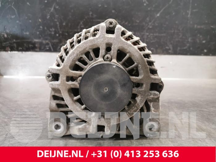 Gebruikte Dynamo Mercedes Vito (447.6) 1.6 111 CDI 16V Prijs € 151,25 Inclusief btw aangeboden door van Deijne Onderdelen Uden B.V.
