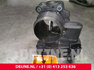 Gebruikte Gasklephuis Citroen Jumpy 2.0 Blue HDI 120 Prijs € 48,40 Inclusief btw aangeboden door van Deijne Onderdelen Uden B.V.