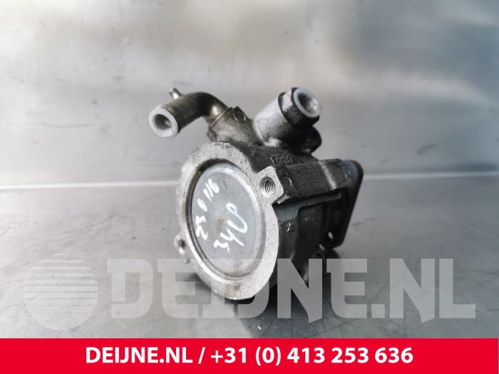 Gebruikte Servopomp Iveco New Daily IV 40C12 Prijs € 84,70 Inclusief btw aangeboden door van Deijne Onderdelen Uden B.V.
