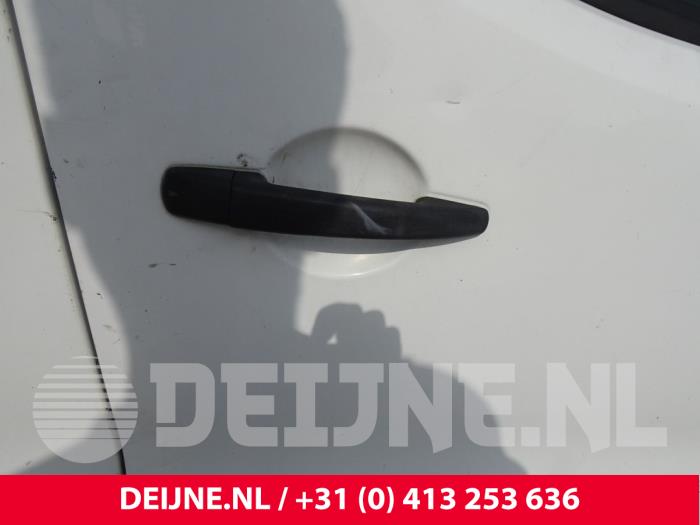 Peugeot Partner Türgriff 2-türig rechts O193740