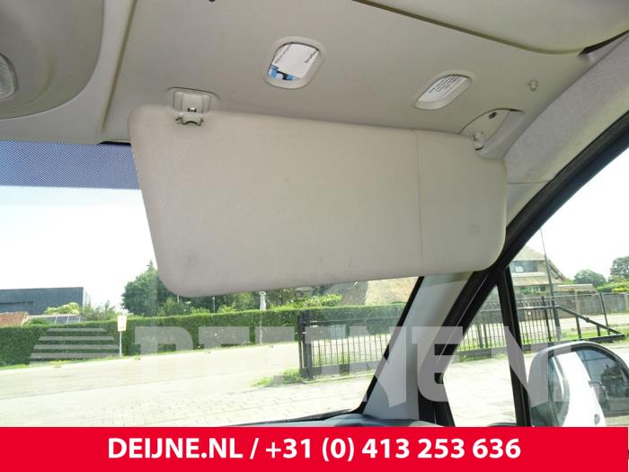 Peugeot Partner Sonnenblende O193774