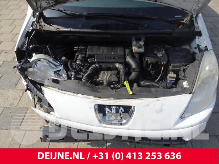 Peugeot Partner Engine O193735