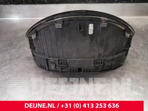 Mercedes Sprinter Odometer KM O193949 photo 2