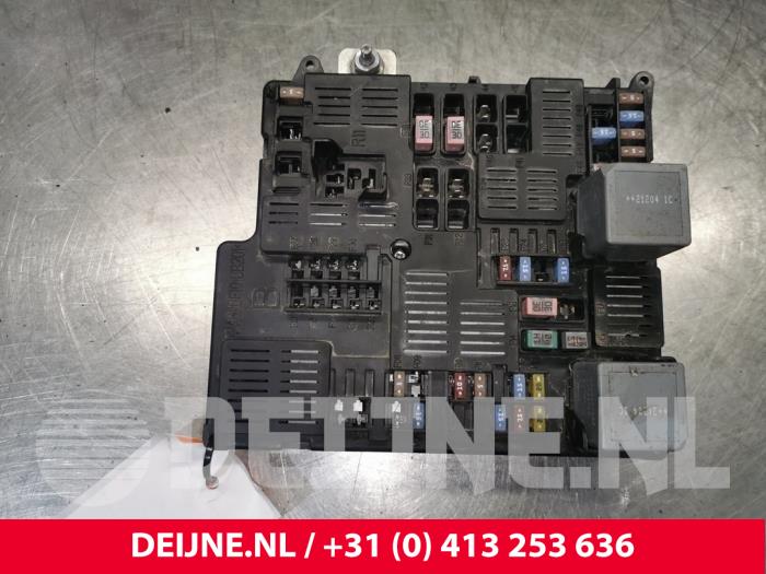 Volvo V60 Sicherungskasten O194175