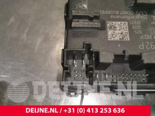 Volkswagen Caddy Centrale Deurvergrendelings Module O194302 foto 3