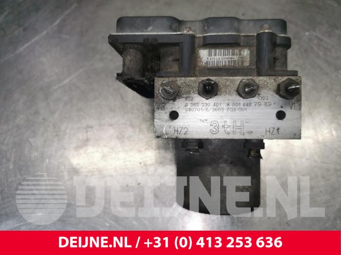 Mercedes Sprinter ABS pump O194312