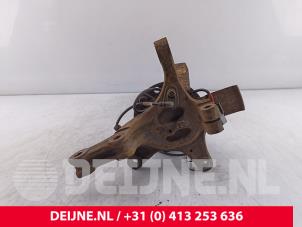 Hyundai H300 Fusee links-voor O194346 foto 3