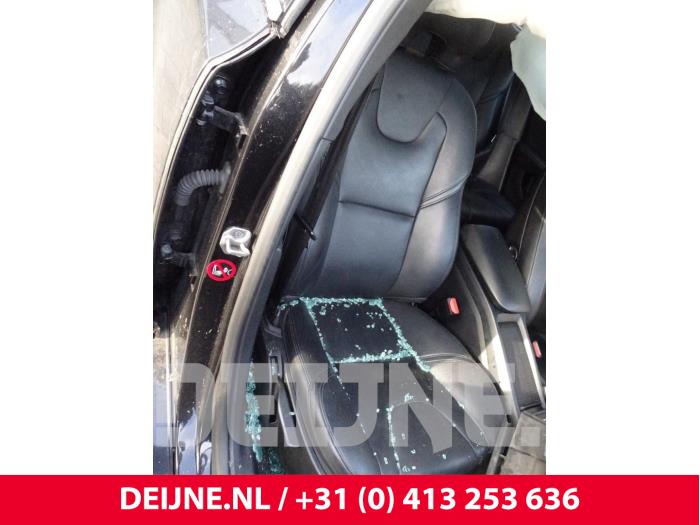 Volvo V40 Veiligheidsgordel rechts-voor O194493
