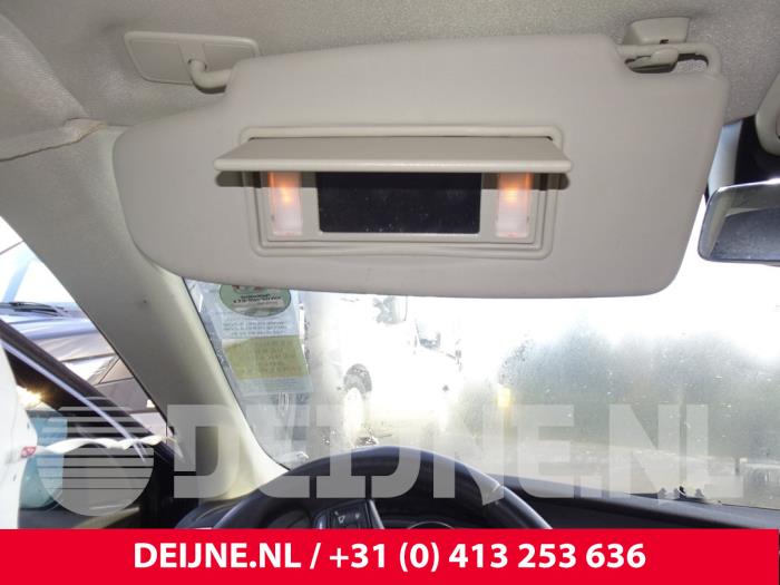 Volvo V40 Zonneklep O194499
