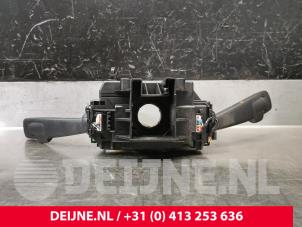 Volvo V40 Steering column stalk O194545 photo 2