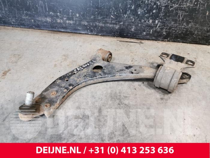 Volvo V40 Querlenker unten links vorne O194547