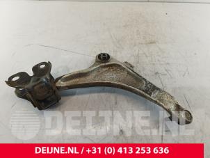 Volvo V70 Front lower wishbone, left O194653 photo 2