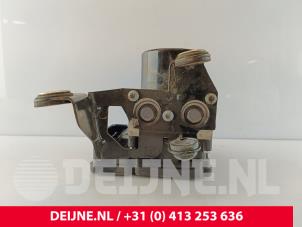 Volvo V70 ABS Pumpe O194715 foto 3