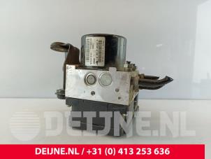 Volvo V70 ABS Pumpe O194715 foto 2