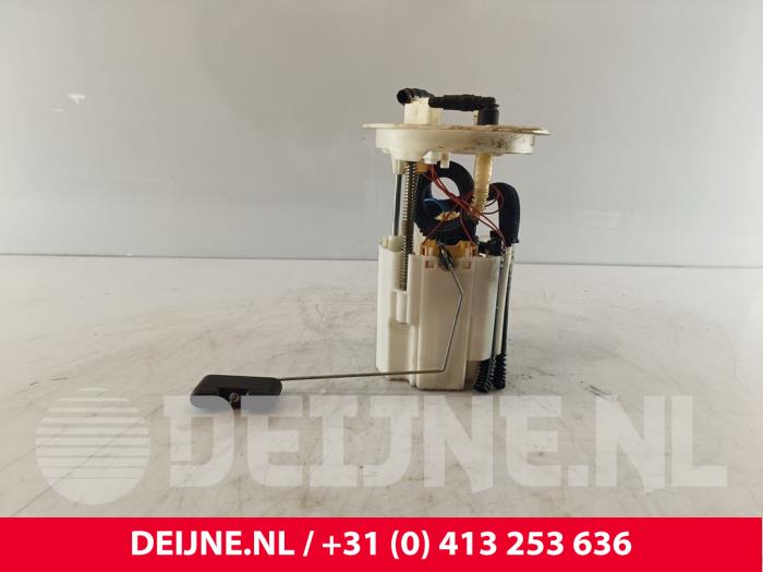 Gebruikte Tank element Pomp Volvo V70 (BW) 2.0 D3 20V Prijs € 50,00 Margeregeling aangeboden door van Deijne Onderdelen Uden B.V.