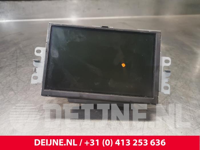 Gebruikte Display Interieur Volvo V70 (BW) 2.0 D3 20V Prijs € 200,00 Margeregeling aangeboden door van Deijne Onderdelen Uden B.V.