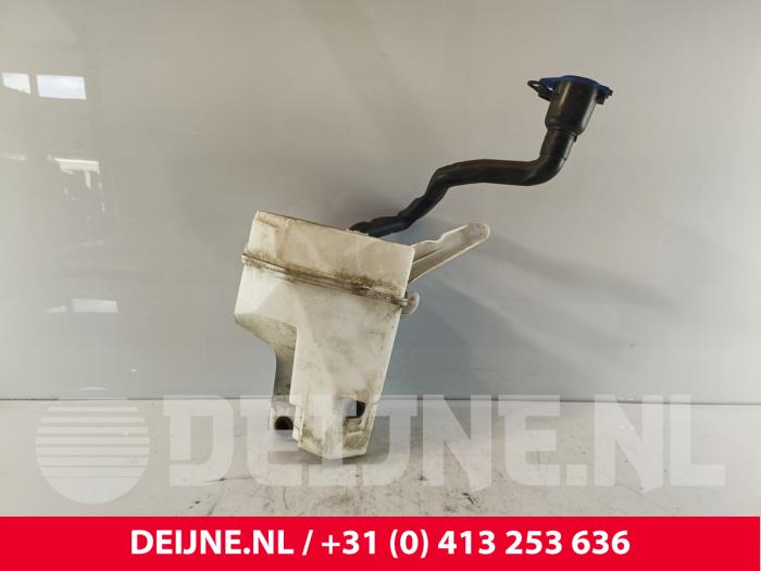 Volvo V70 Ruitensproeiertank voor O194684