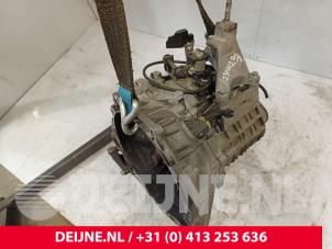 Ford Transit Connect Versnellingsbak O194798 foto 2