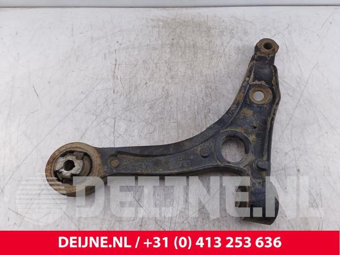 Peugeot Boxer Draagarm onder links-voor O194821