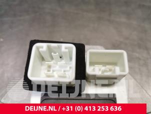 Volvo V70 Heater resistor O9990001977 photo 3