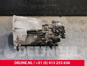Volkswagen Crafter Getriebe O195328 foto 3