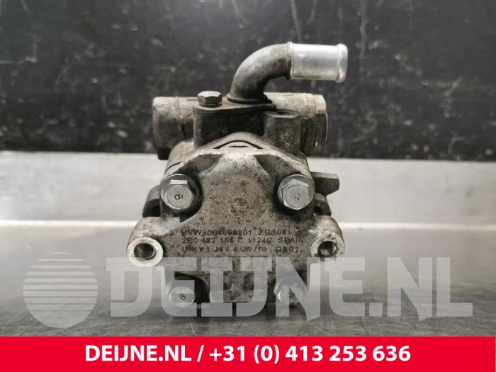 Stuurbekrachtiging Pomp van een Volkswagen Crafter 2.5 TDI 30/32/35 2010